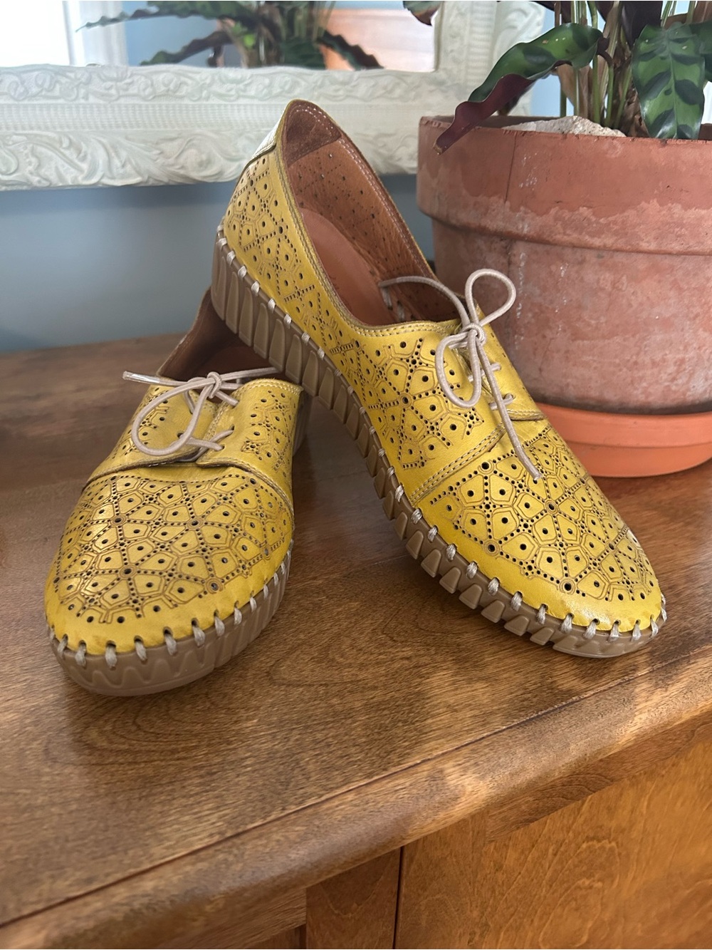 Molly Bessa Yellow Laser-Cut Genuine Leather Lace-Up Women's Shoes, from Turkey